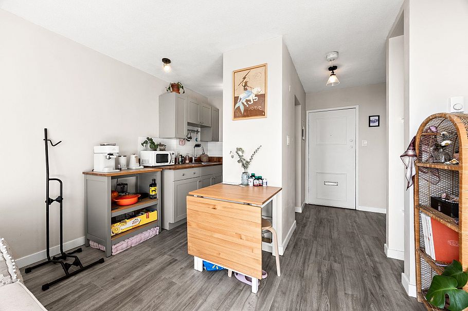 701 1100 Harwood Street Vancouver, BC - 6