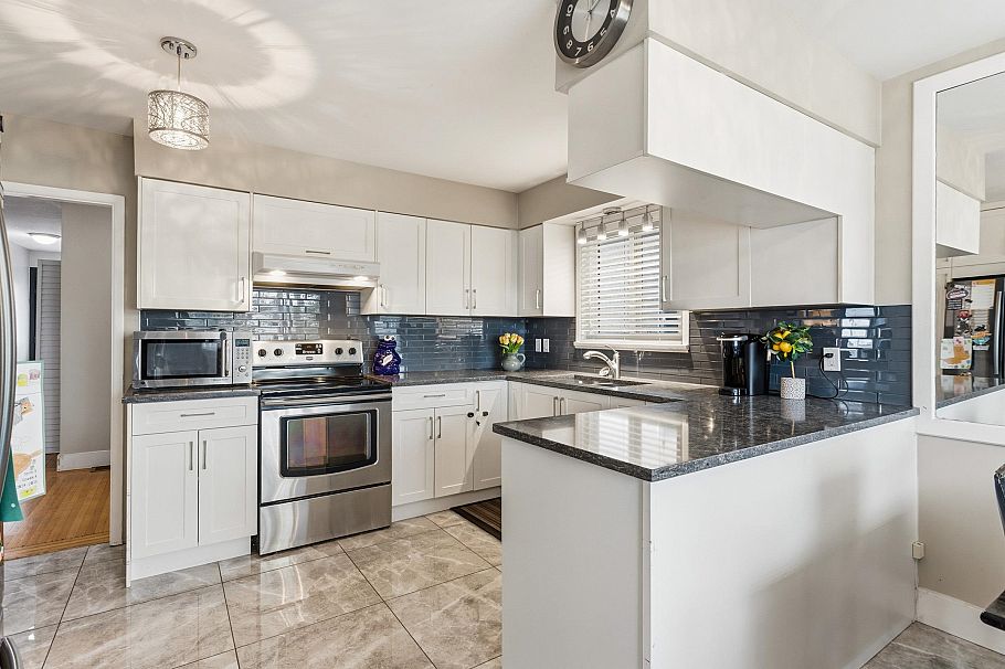 3951 William Street Burnaby, BC - 9