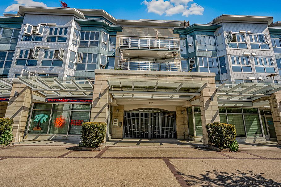 207 122 E 3rd Street North Vancouver, BC - 2