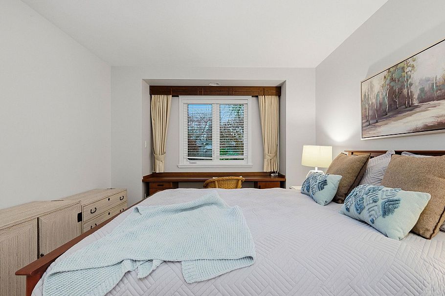 1558 Bowser Avenue North Vancouver, BC - 17
