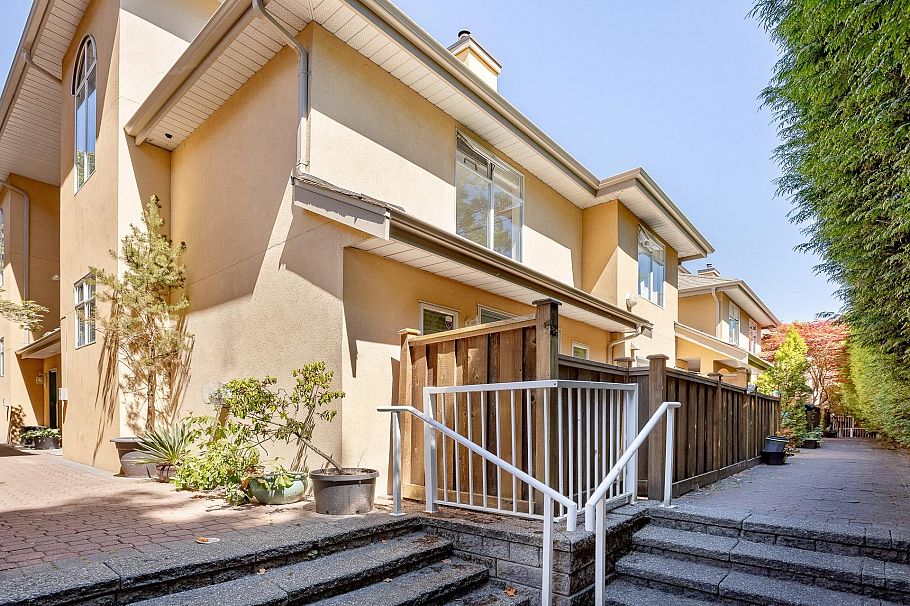 60 3436 Terra Vita Place Vancouver, BC - 3