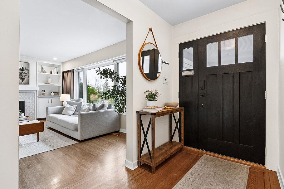 4384 Highland Boulevard North Vancouver, BC - 7