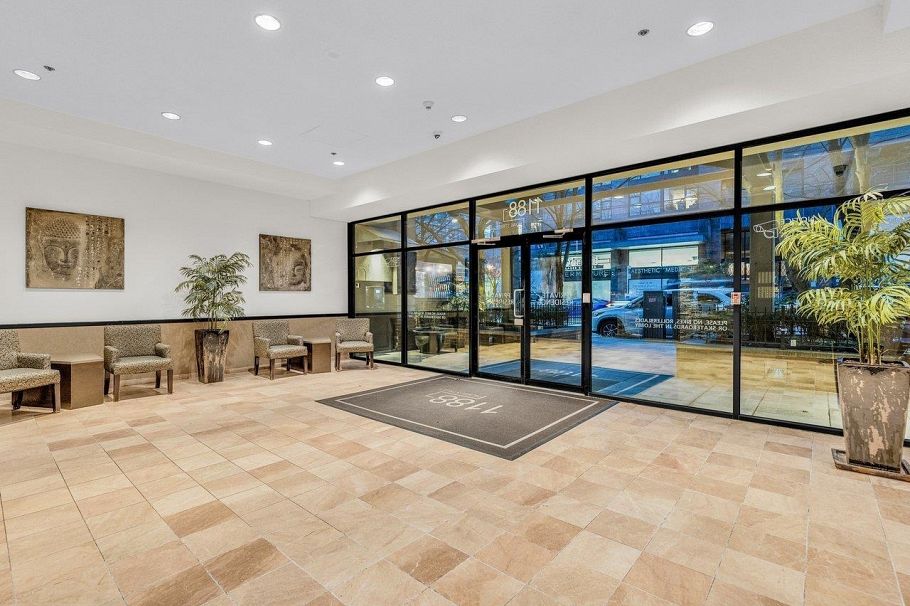702 1188 Howe Street Vancouver, BC - 23