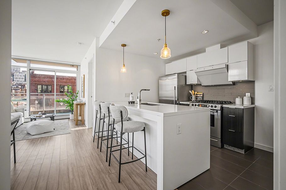 305 1775 Quebec Street Vancouver, BC - 24