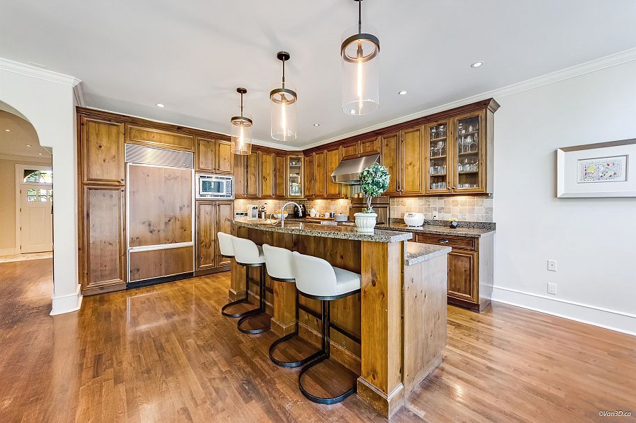 3113 W 42nd Avenue Vancouver, BC - 11