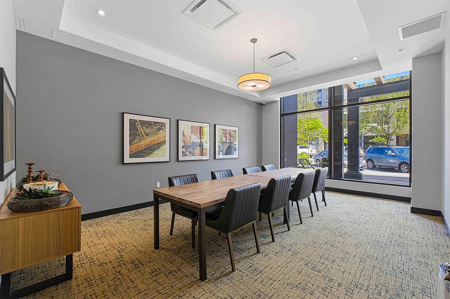 409 123 W 1st Street North Vancouver, BC - 35