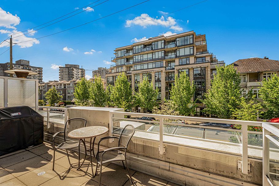 207 122 E 3rd Street North Vancouver, BC - 16