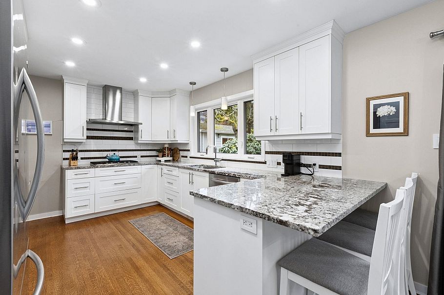 4384 Highland Boulevard North Vancouver, BC - 15