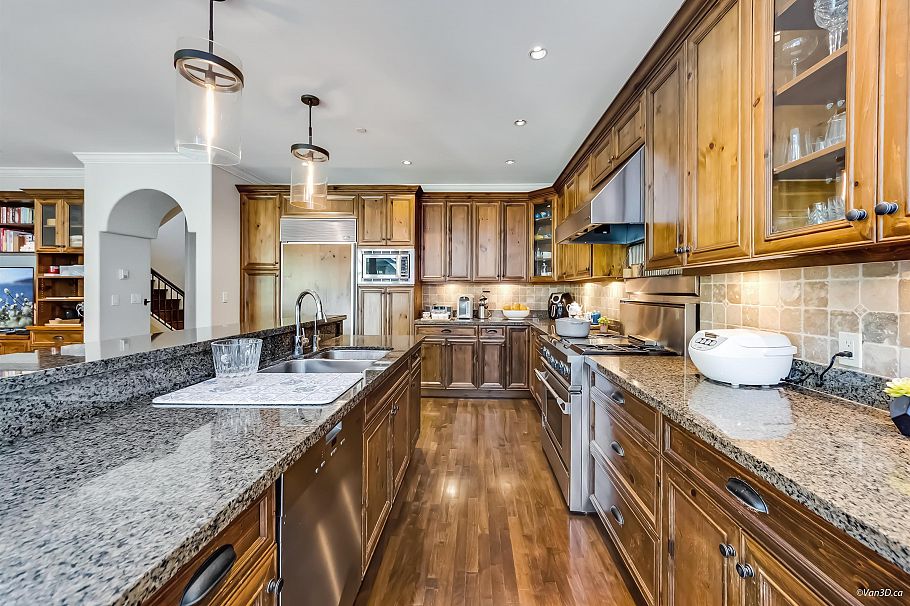 3113 W 42nd Avenue Vancouver, BC - 13