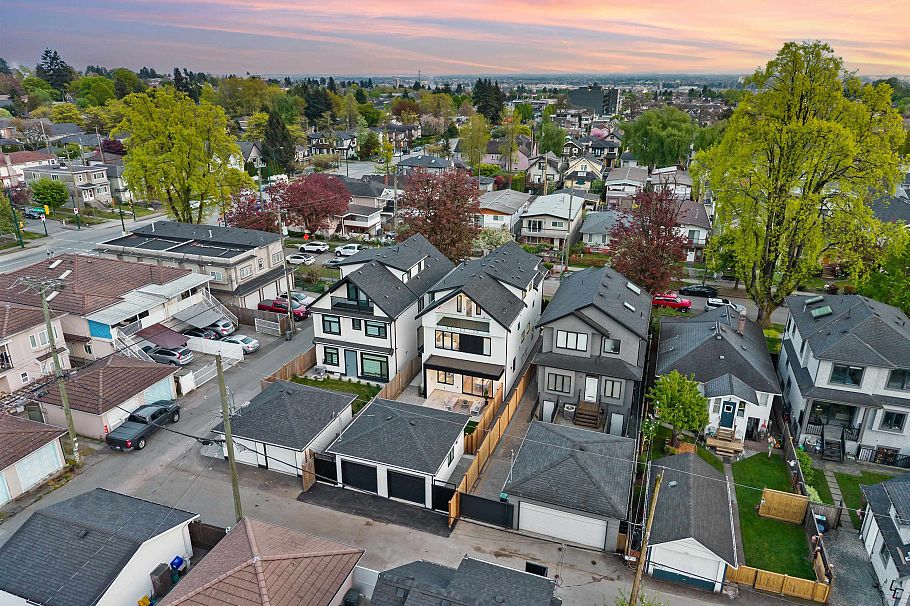 2 165 E 45th Avenue Vancouver, BC - 19