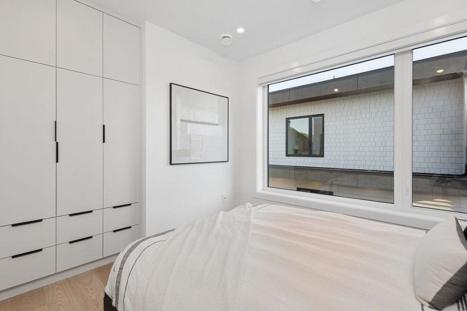 2 2752 Graveley Street Vancouver, BC - 31