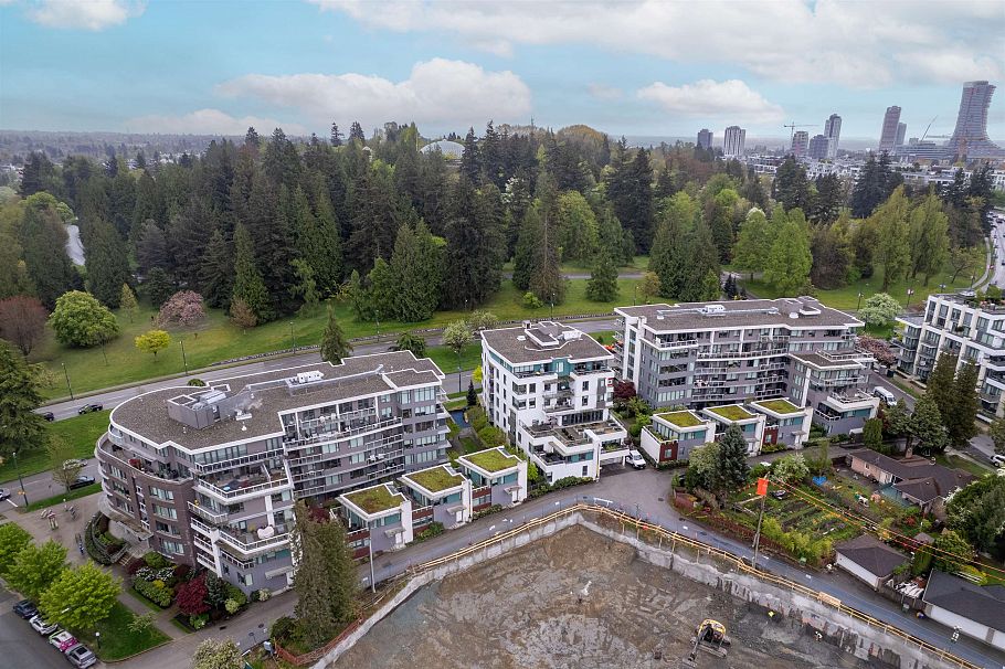 503 4539 Cambie Street Vancouver, BC - 15