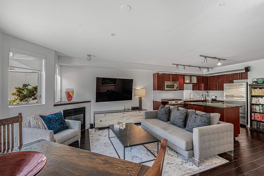 207 122 E 3rd Street North Vancouver, BC - 6