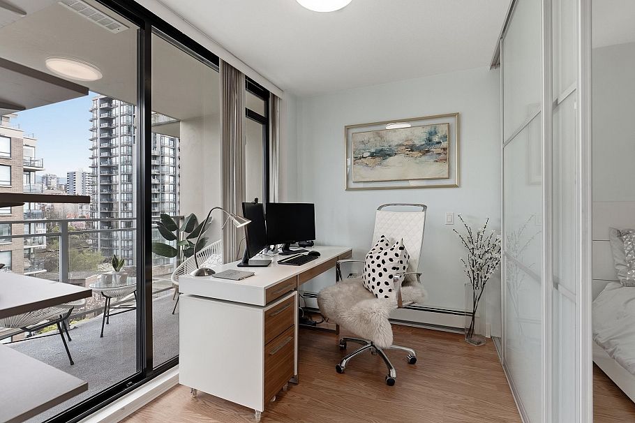 1104 175 W 1st Street North Vancouver, BC - 22