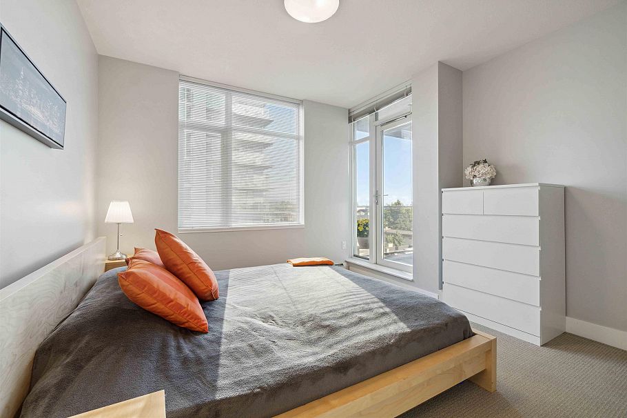 901 1320 Chesterfield Avenue North Vancouver, BC - 17