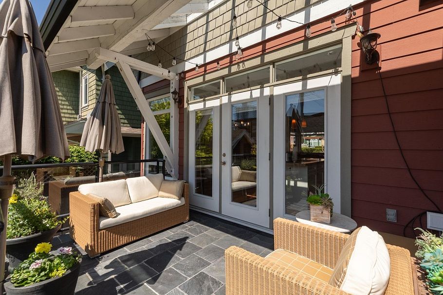 227 E 17 Street North Vancouver, BC - 19
