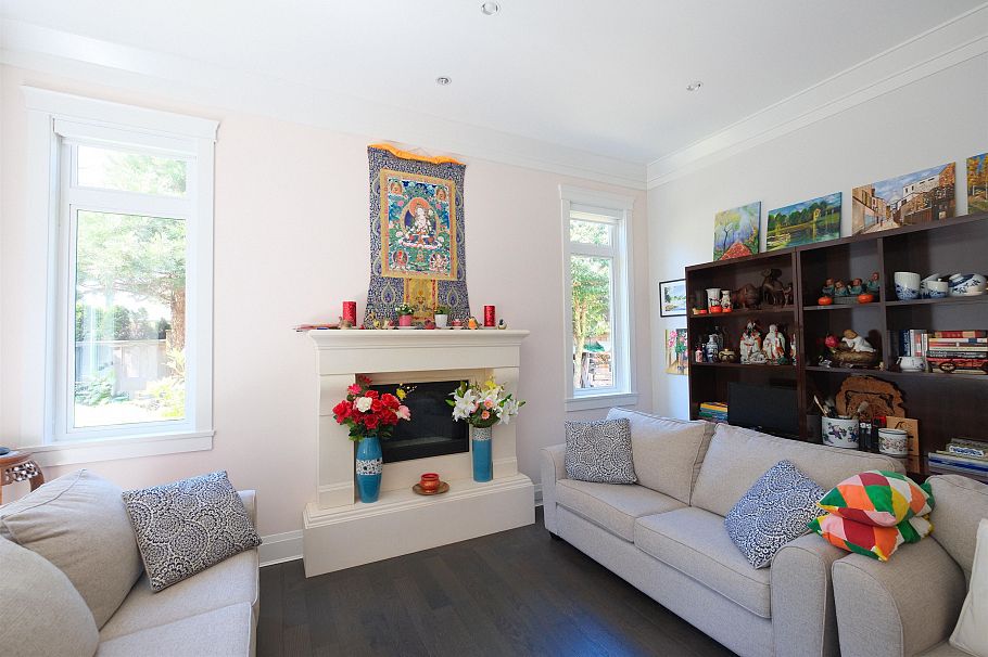 1198 Edgewood Road North Vancouver, BC - 11