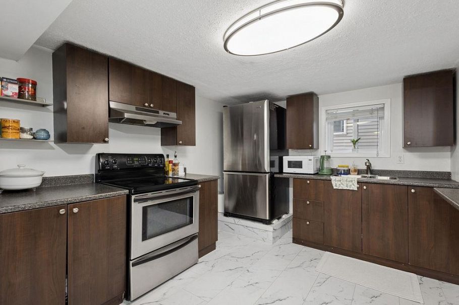 4344 Skeena Street Vancouver, BC - 22