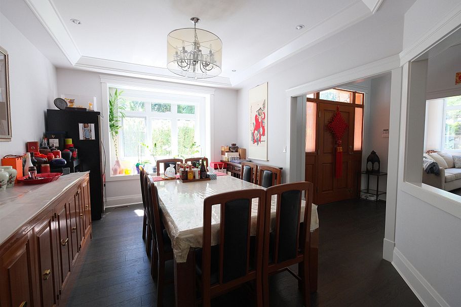 1198 Edgewood Road North Vancouver, BC - 9