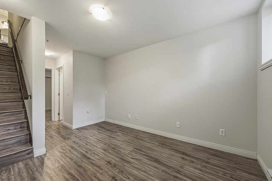 1737 Frances Street Vancouver, BC - 24