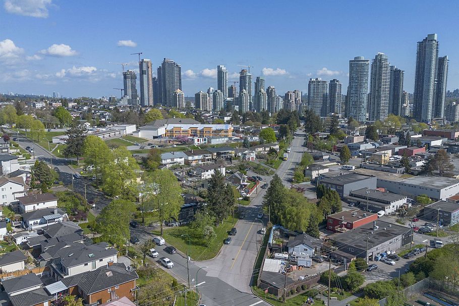 3951 William Street Burnaby, BC - 35