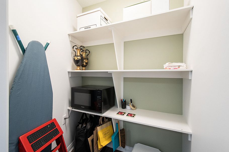 1001 1570 W 7th Avenue Vancouver, BC - 2