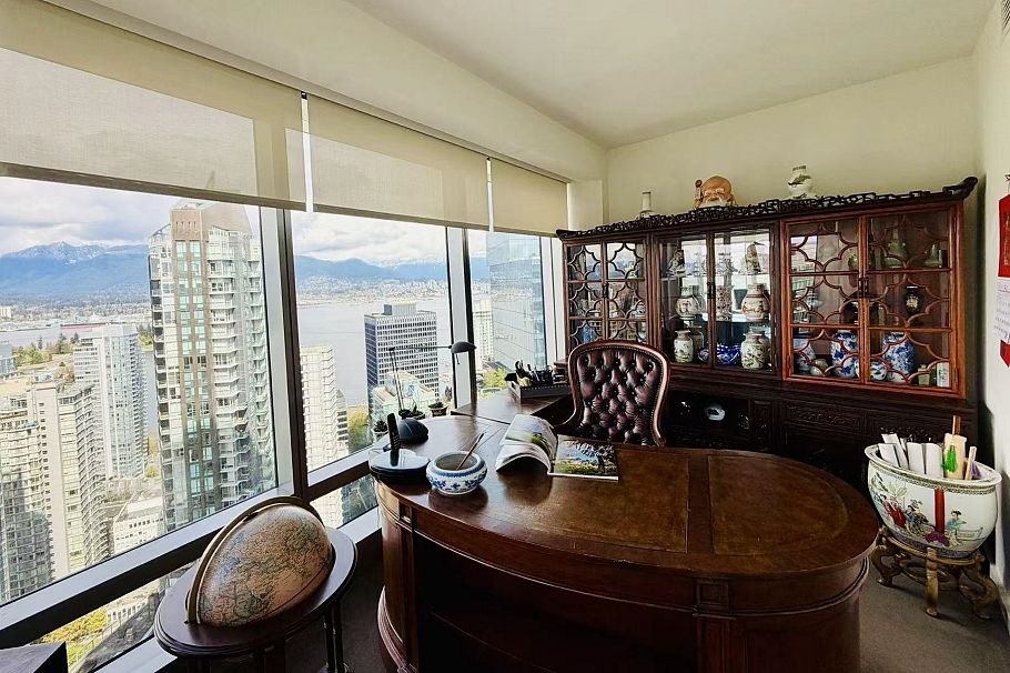 3903 1151 W Georgia Street Vancouver, BC - 2