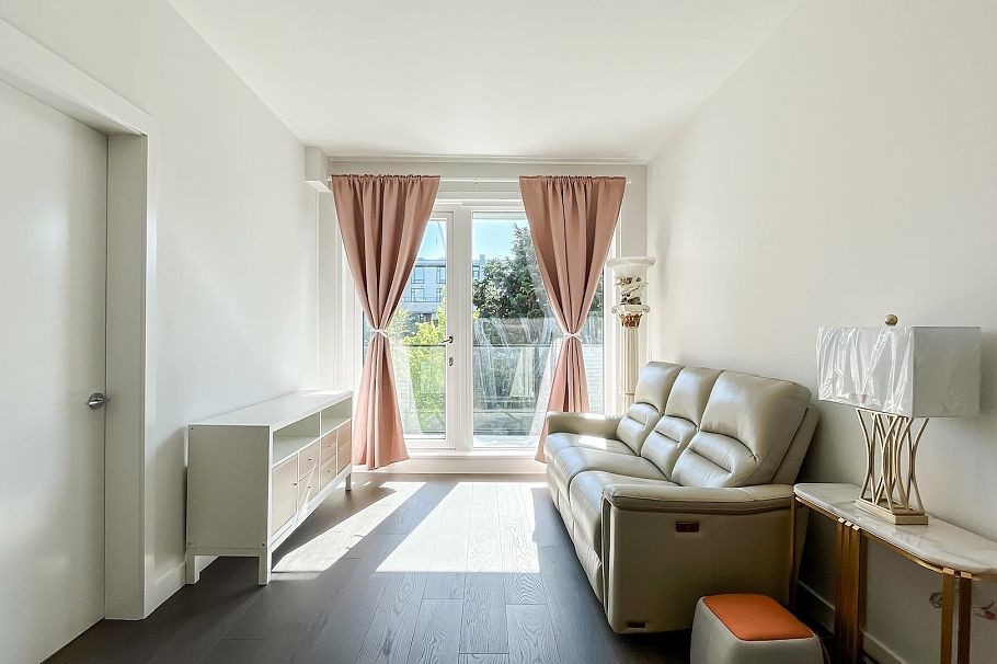 313 5168 Cambie Street Vancouver, BC - 3