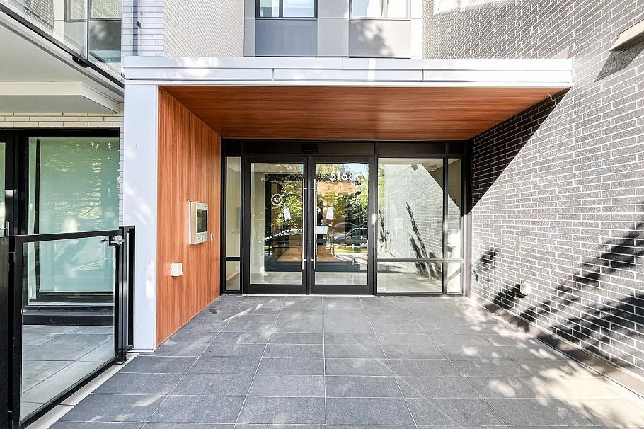 313 5168 Cambie Street Vancouver, BC - 2