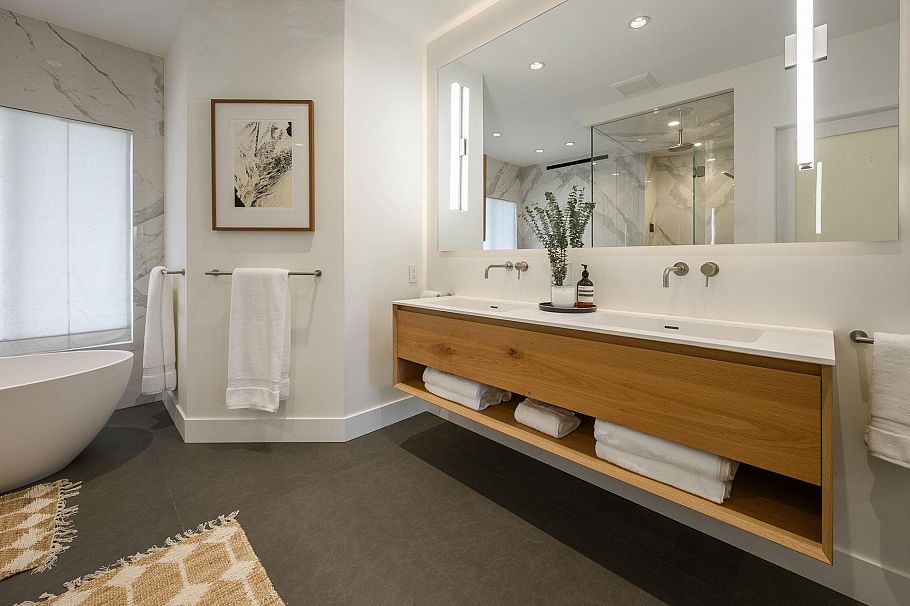 3262 W 1st Avenue Vancouver, BC - 17