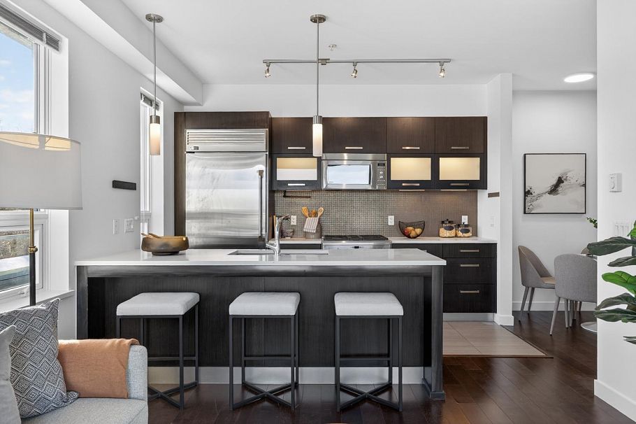 515 3333 Main Street Vancouver, BC - 4