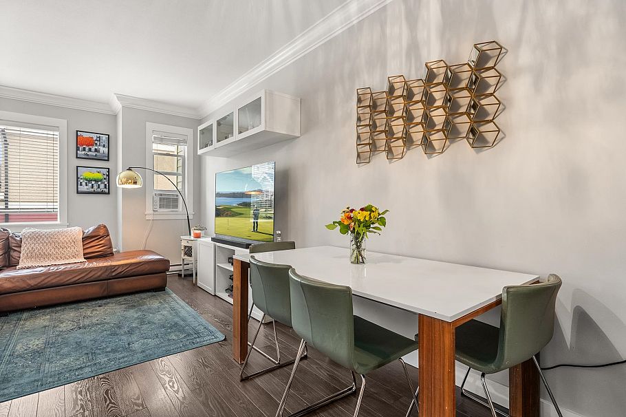 1382 E 27th Avenue Vancouver, BC - 8