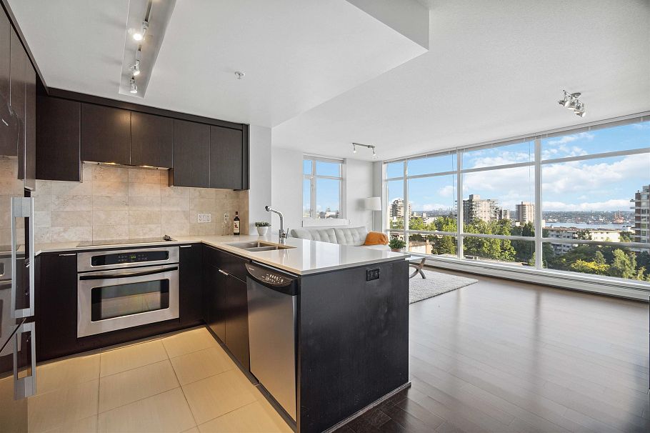 901 1320 Chesterfield Avenue North Vancouver, BC - 12