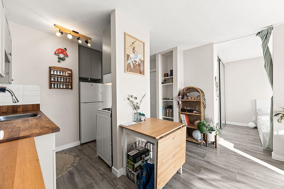 701 1100 Harwood Street Vancouver, BC - 8