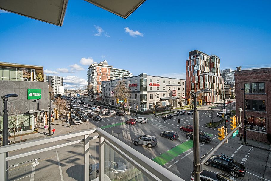 305 1775 Quebec Street Vancouver, BC - 31