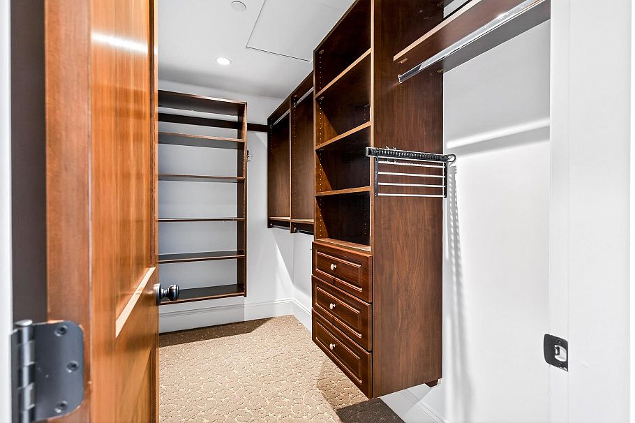 3715 W 22nd Avenue Vancouver, BC - 18