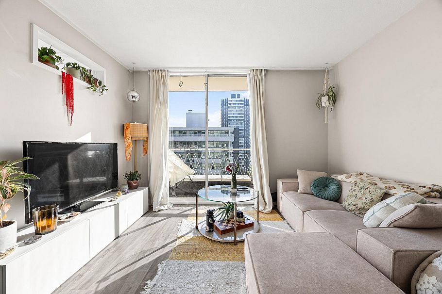 701 1100 Harwood Street Vancouver, BC - 11