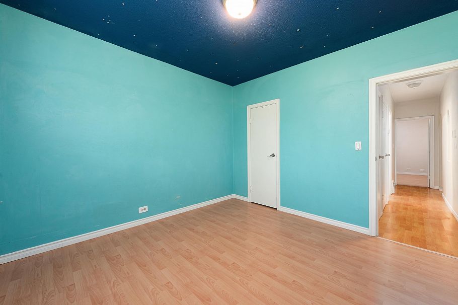 5556 Earles Street Vancouver, BC - 10