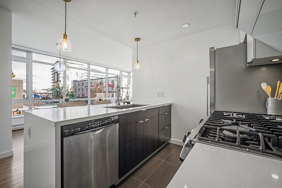 305 1775 Quebec Street Vancouver, BC - 26