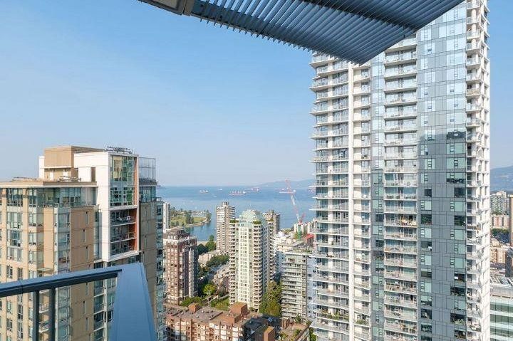 3708 1283 Howe Street Vancouver, BC - 3