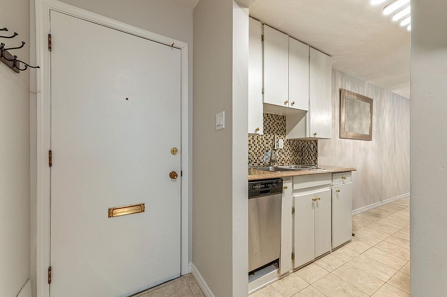 103 2040 Cornwall Avenue Vancouver, BC - 6