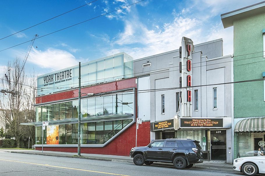 1737 Frances Street Vancouver, BC - 36