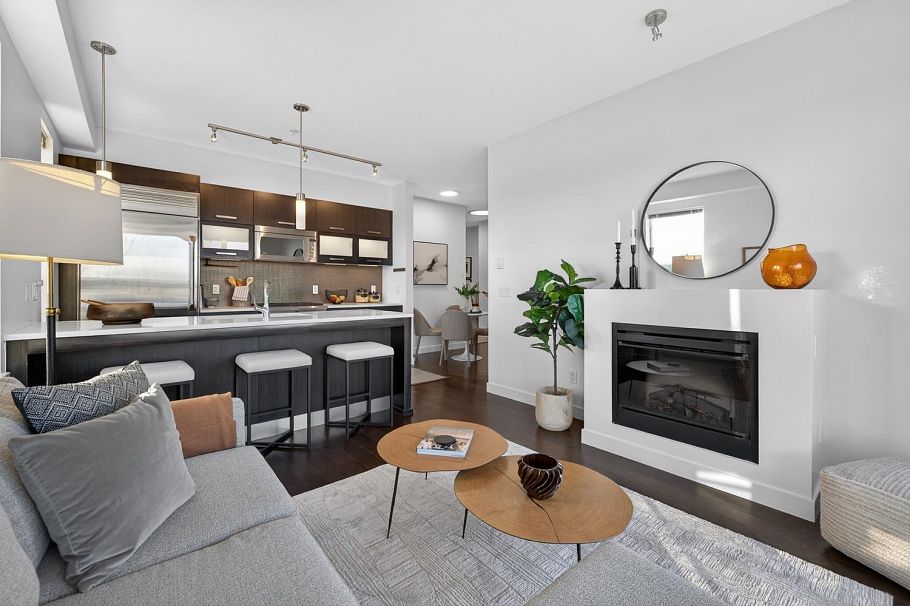515 3333 Main Street Vancouver, BC - 3