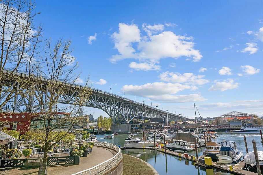 604 1501 Howe Street Vancouver, BC - 35