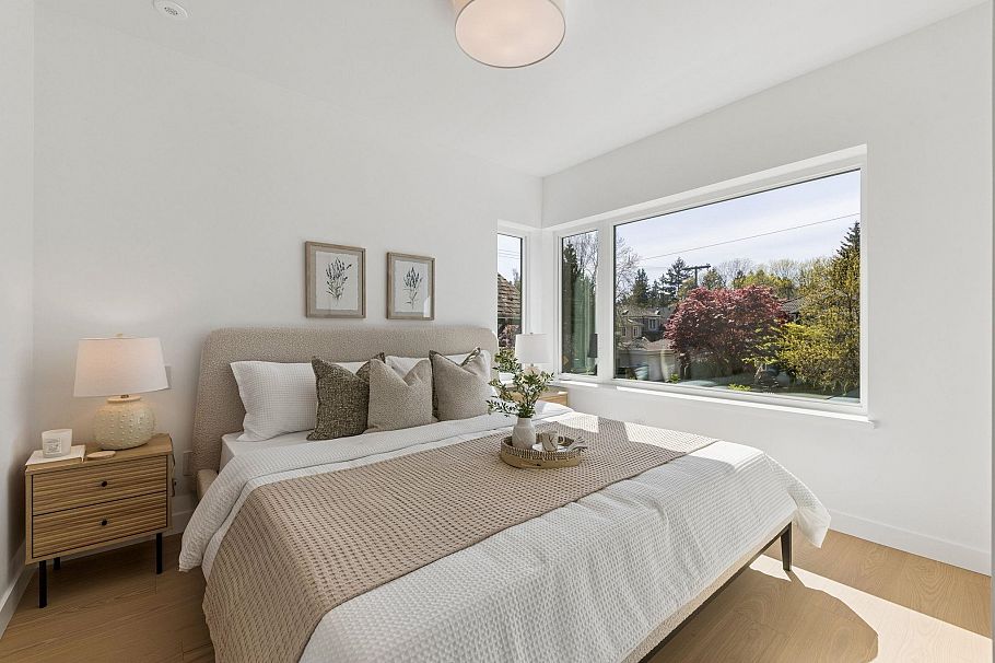 1 6040 Larch Street Vancouver, BC - 11