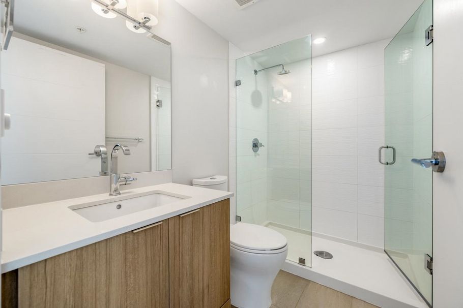 8 531 E 16th Avenue West Vancouver, BC - 15