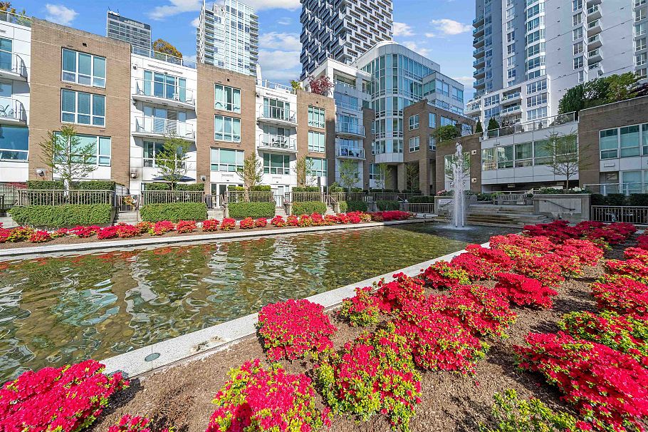 604 1501 Howe Street Vancouver, BC - 29