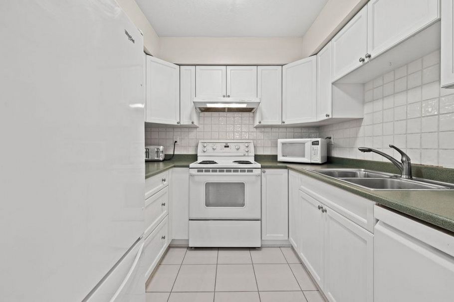 308 1476 W 10th Avenue Vancouver, BC - 9