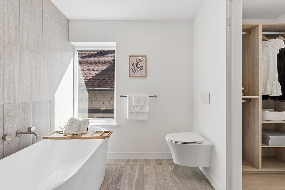 1 6040 Larch Street Vancouver, BC - 15