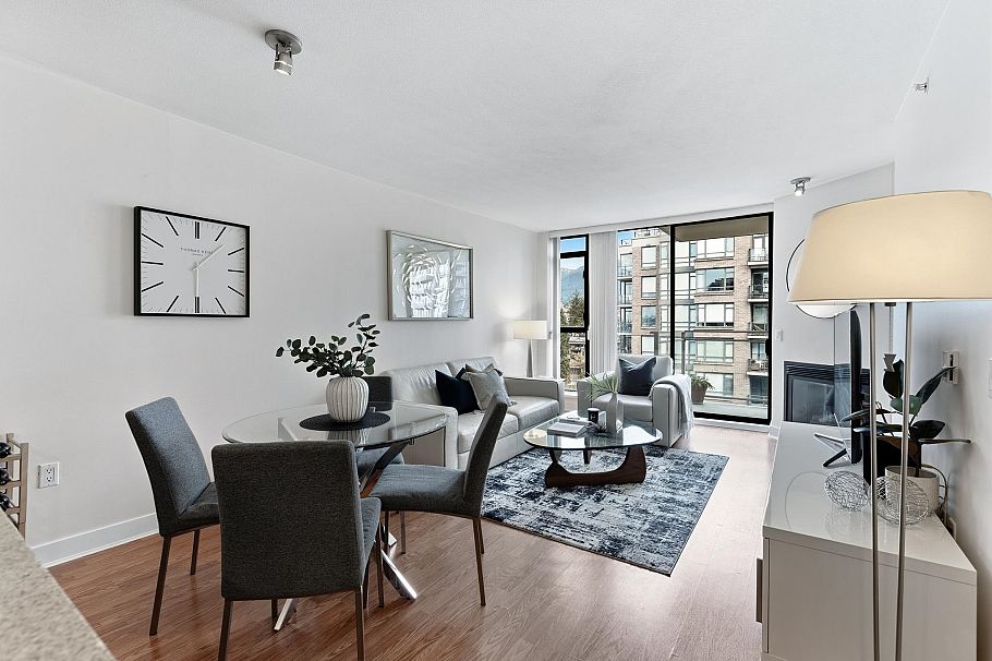 1104 175 W 1st Street North Vancouver, BC - 10